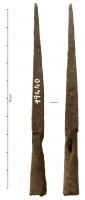 PTT-7005 - Pointe de trait : carreau d'arbalèteferArmature de trait d'arbalète à pointe de section carrée s'amincissant régulièrement depuis la douille conique jusqu'à la pointe.