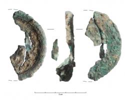 VSL-4002 - Fond de vase (?)bronzeFond de vase constitué d'un disque de bronze tourné, à rebord de profil variable.