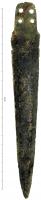 PGD-1037 - Poignard à languette étroite à épaulementbronzeTPQ : -1250 - TAQ : -750Poignard à languette de garde étroite, à épaulement. La languette de fusée, subrectangulaire est percée de 4 trous de rivet ; les bords de la partie tranchante de la lame sont droits sur la plus grande partie et deviennent concaves en partie distale.