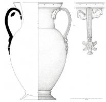 AMF-2003 - Amphore grecquebronzeAmphore à panse ovoïde, col cylindrique à large ouverture et lèvre épaissie; attachées sous le bord et aux sommet de la panse, deux anses coulées avec des attaches supérieures en forme de protomés de chevaux et, à la base, une sirène ou harpie; piédouche mouluré.