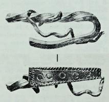 BRC-3642 - Bracelet ouvertorBracelet à tige torsadée (section carrée), terminé par un élément triangulaire aplati, orné de cercles estampés et bordé d'un guillochis.