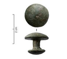 BTB-4002 - Bouton de baudrierbronzeBouton-rivet à tige courte, partie supérieure lisse, profil parfois symétrique avec une fixation de même diamètre que la tête ; tige courte avec, au revers, bouton plat.