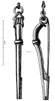 FIB-3856 - Fibule à nodositébronzeFibule en bronze à ressort bilatéral, 4 spires et corde interne; arc très tendu, de section filiforme généralement ronde, parfois losangique ou ovalaire, interrompu par une bague ou un bouton mouluré qui rappelle l'élément fonctionnel du schéma La Tène II ; porte-ardillon triangulaire ou trapézoïdal, souvent ajouré voire fenestré.