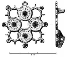 FIB-41070 - Fibule circulaire émailléebronzeFibule composée, sur un plan circulaire, d'une alternance de disques émaillés, reliés par des tiges sécantes, et d'arces de cercles guillochés ;  pastilles émaillées sur le pourtour exterieur.