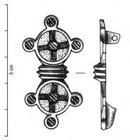 FIB-41332 - Fibule symétrique émailléebronzeBroche plate composés de deux disques émaillés (couronne autour d'un disque central) séparés par un élément transversal également émaillé en trois loges champlevées, ou simplement mouluré; disques émaillés sur le pourtour; au revers, articulation à charnière sur deux plaquettes.