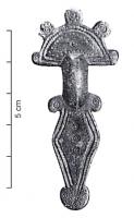 FIB-5282 - Fibule digitée type JunkersdorfbronzeFibule à tête semi-circulaire, accostée sur le pourtour de cinq protubérances digitées ; sur la tête et sur le pied, qui est de forme losangique, décor incisé ou ocellé ; arc de section arrondie, orné de cannelures ; ressort en fer monté sur axe entre deux plaquettes coulées au revers de la tête.