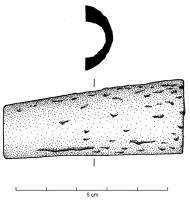 MCH-4001 - Manche ou poignéeos ou bois de cerfSection de diaphyse, sans autre aménagement qu'un lissage sommaire, parfois des angles adoucis.