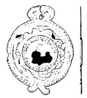 MRR-4036 - Miroir en verre, cadre en plombplomb, verreTPQ : 150 - TAQ : 600Miroir circulaire comportant, en position opposée, deux ergots formant des anses; le miroir en verre, dont la place était marquée par une dépression centrale, est entouré d'un large bandeau à décor de rinceaux.