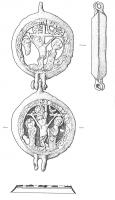 MRR-7002 - Boîte à miroir circulaire avec couvercle ajouré : Pb-Snplomb, étainTPQ : 1350 - TAQ : 1450Boîte avec cadre circulaire ajouré et motif figuré.