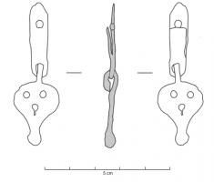 PDH-4037 - Pendant de harnais à crochetbronzePetit pendant foliacé en tôle, suspension à crochet (lest à la base), très souvent percé de un ou trois trous disposés en triangle; certains exemplaires ont encore la suspension en tôle qui assurait l'articulation sur la lanière de cuir.