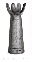 PTL-7005 - Pointe de lance dit 'coronel'ferTPQ : 1250 - TAQ : 1550Pointe de lance avec trois ou quatre ergots pour une joute de paix; douille conique avec un trou de fixage.