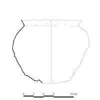 SIT-4065 - Situle ovoïde de type Östland, var. Tingvoll abronze, ferSitule ovoïde en tôle de bronze martelée. L'anse en fer est fixée sur le col par deux attaches en fer rivetées.