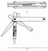 TRT-7003 - Trousse de toilette ou furgeoirosTrousse composée d'une curette, d'une tige rectiligne effilée et d'une râpe.