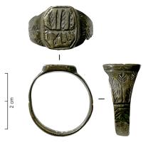 BAG-9067 - Bague armoriéeargentBague à chaton octogonal (rectangle aux angles abattus), sur lequel sont gravés un blason ou des initiales, entourés d'un filet ou d'un grenetis.