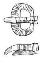 BCC-5026 - BouclebronzeSimple boucle réniforme, à jonc marqué de cannelures transversales sur toute sa longueur; ardillon de section triangulaire.