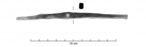 BLC-6003 - Fléau méplat perforé (fer)ferTige méplate plus large au centre et perforée.