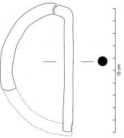 BOH-7008 - Boucle de harnachementferGrande boucle en D, de section circulaire. La barre semi-circulaire (distale) semble légèrement plus massive que ma barre proximale.