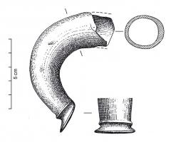 BRC-1138 - Bracelet à tige creusebronzeBracelet de forte taille à tige tubulaire, dont les oreillettes, plus ou moins développées, sont parfois précédées de bourrelets transversaux. Absence de décor incisé.