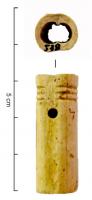 CHA-4113 - Charnière en ososCylindre d'os tourné, percé d'un trou latéral et pourvu, à l'une de ses extrémités, de filets périphériques.