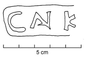 COV-4189 - Tuile estampillée C.AN.Kterre cuiteTPQ : -30 - TAQ : 200Tuile estampillée C.AN.K (souvent sans les points), dans un cartouche rectangulaire.