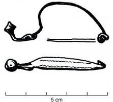 FIB-2035 - Fibule type Golfe du Lion, Tendille 3 (a ou b)bronzeTPQ : -600 - TAQ : -475Fibule à arc cintré, de section plate (éventuellement orné longitudinalement) ; le pied redressé en angle droit se termine par un bouton conique; ressort incomplet.