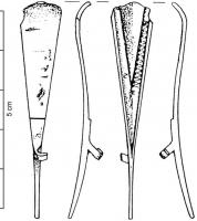 FIB-3817 - Fibule de Nauheim 5abronzeTPQ : -120 - TAQ : -50Fibule à 4 spires et corde interne, arc tendu de forme triangulaire, décor incisé, orné de deux bandes d'incisions 