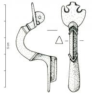 FIB-4506 - Fibule Böhme 23bronzeFibule à arc bipartite, de section triangulaire épaisse, séparé du pied allongé par une dépression ; plaque de tête en forme de pelte; porte-ardillon en étui; ressort monté sur axe et plaquettes.