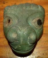 STE-3038 - Statuette zoomorphebronzeStyle celtique, yeux incrustés de pâte de verre.