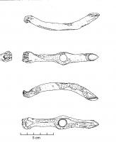 AML-4034 - Amulette phalliquebronzeRecourbée à chaque extrémité pour former un croissant. Phallus d'un côté et avant-bras terminé par une main droite de l'autre