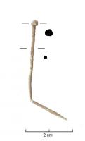 EPG-6003 - Epingle avec tête étroite facettée ou polyédrique irrégulièrebronzeTige longue effilée en alliage cuivreux avec une tête rapportée irrégulière, facettée.