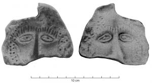 MOU-6003 - Moule : lampe en forme d'amande, visageterre cuiteMoule pour lampe en forme d'amande, dont tout le réservoir reproduit la forme d'un visage féminin, surmonté d'une anse en tenon; le trou de remplissage indiquant une bouche ouverte.