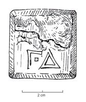 PDS-5027 - Poids quadrangulaire : Γ Δ (4 unciae)bronzePlaque épaisse, de forme carrée, marquée sur une face de lettres incisées en double trait : Γ Δ (pour ΟΥΝΓΓΙΑ 4), parfois séparées par une croix ou une étoile.