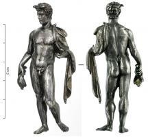 STE-4351 - Statuette : Hermès - Mercure au bras couvert, chlamyde en sautoirargentLe dieu, déhanché, est couvert d'une chlamyde couvrant une bonne partie du bras gauche et disposée ne sautoir. Une bourse pend sans la main droite. Deux ailerons sont présents dans la chevelure.