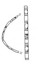 BRC-4209 - Bracelet rubanébronzeTPQ : -30 - TAQ : 500Bracelet rubané alternant un motif de polyèdre dressés, de rectangles et de gorges perpendiculaires au jonc.