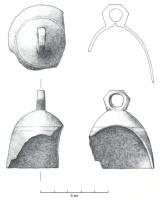 CLT-4023 - ClochettebronzeTPQ : -15 - TAQ : 50Clochette en bronze (au plomb), de taille moyenne, de forme semi-ovoïde, souvent reprise au tour (filets à mi-hauteur, cupule au sommet de l'anse qui est de forme hexagonale) ; le battant en fer était fixé au corps de la clochette par un orifice pratiqué près de la suspension.