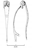 FIB-3007 - Fibule de Nauheim 5a5bronzeTPQ : -120 - TAQ : -50Ressort à 4 spires et corde interne ; arc plat, triangulaire et tendu ; porte-ardillon trapézoïdal ajouré et arc orné seulement de deux incisions transversales à mi-hauteur.