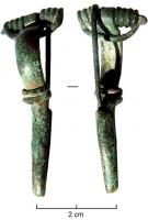 FIB-4201 - Fibule de type orientalbronzeFibule dont l'extrémité de l'arc forme une boucle dans laquelle passe l'axe d'un ressort long, à corde interne; le pied replié par dessous vient se rattacher à l'arc par son extrémité filiforme enroulée autour de l'arc.