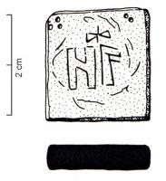 PDM-5015 - Poids quadrangulaire : N [[G]] (3 nomismata)bronzePlaque épaisse, de forme carrée, marquée sur une face de deux lettres séparées par une croix, le tout généralement inscrit dans une guirlande : N [[G]], soit 3 nomismata.