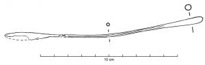 SSP-4026 - Spatule-sonde type Riha EbronzeInstrument double constitué d'une tige lisse ou cannelée plus ou moins renflée dans sa partie médiane, pourvue d'une petite spatule en forme de langue et à l'autre extrémité d'un épaississement en forme d'olive. L'attache de la spatule présente une moulure. La petite spatule en forme de langue est la caractéristique principale du type.